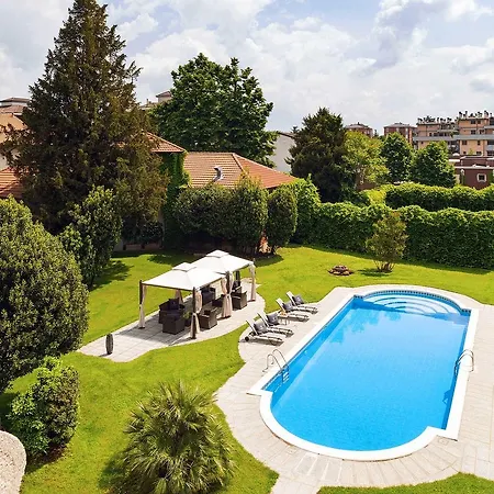 Ida Lampugnani Resort